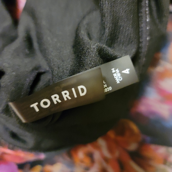 TORRID 3 PCS SWIM SET - Picture 5 of 6